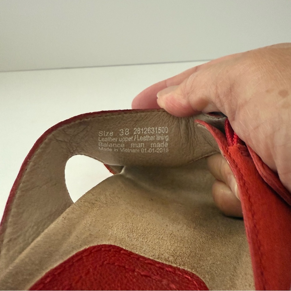 Dansko Carla Red Leather Wedge Slip-On – Women’s Size 38 - Picture 5 of 6